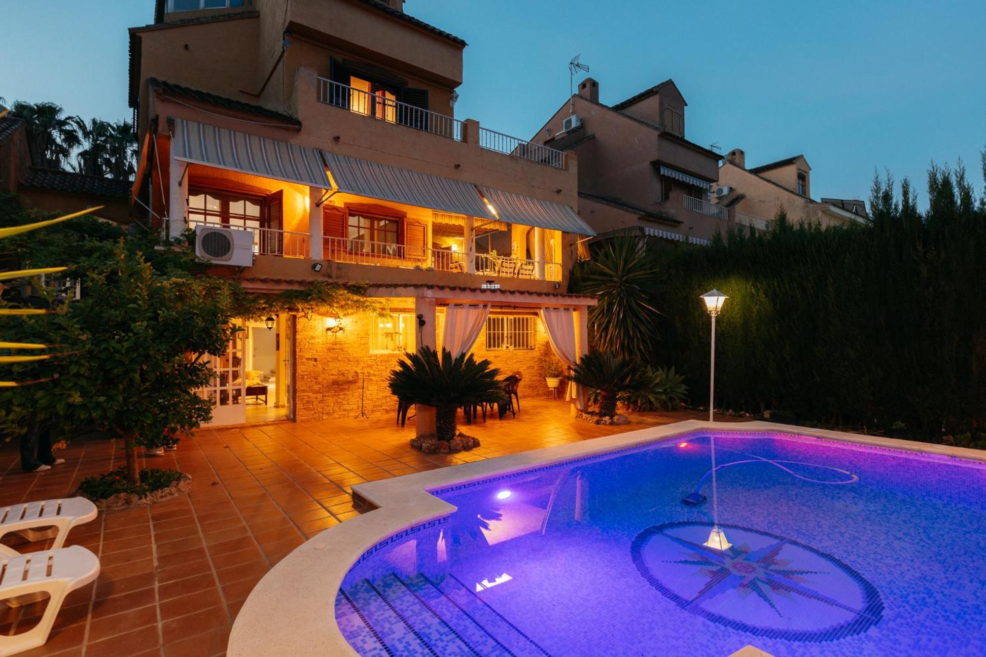 Chalet, Villa Rodeada De Naturaleza Piscina A Doce Klm De Valencia Y 7 Del Aeropuerto ภายนอก รูปภาพ