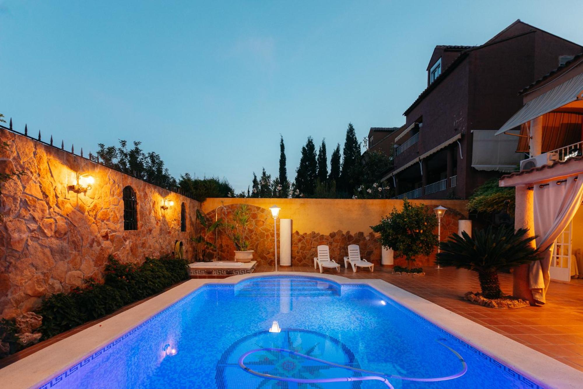 Chalet, Villa Rodeada De Naturaleza Piscina A Doce Klm De Valencia Y 7 Del Aeropuerto ภายนอก รูปภาพ