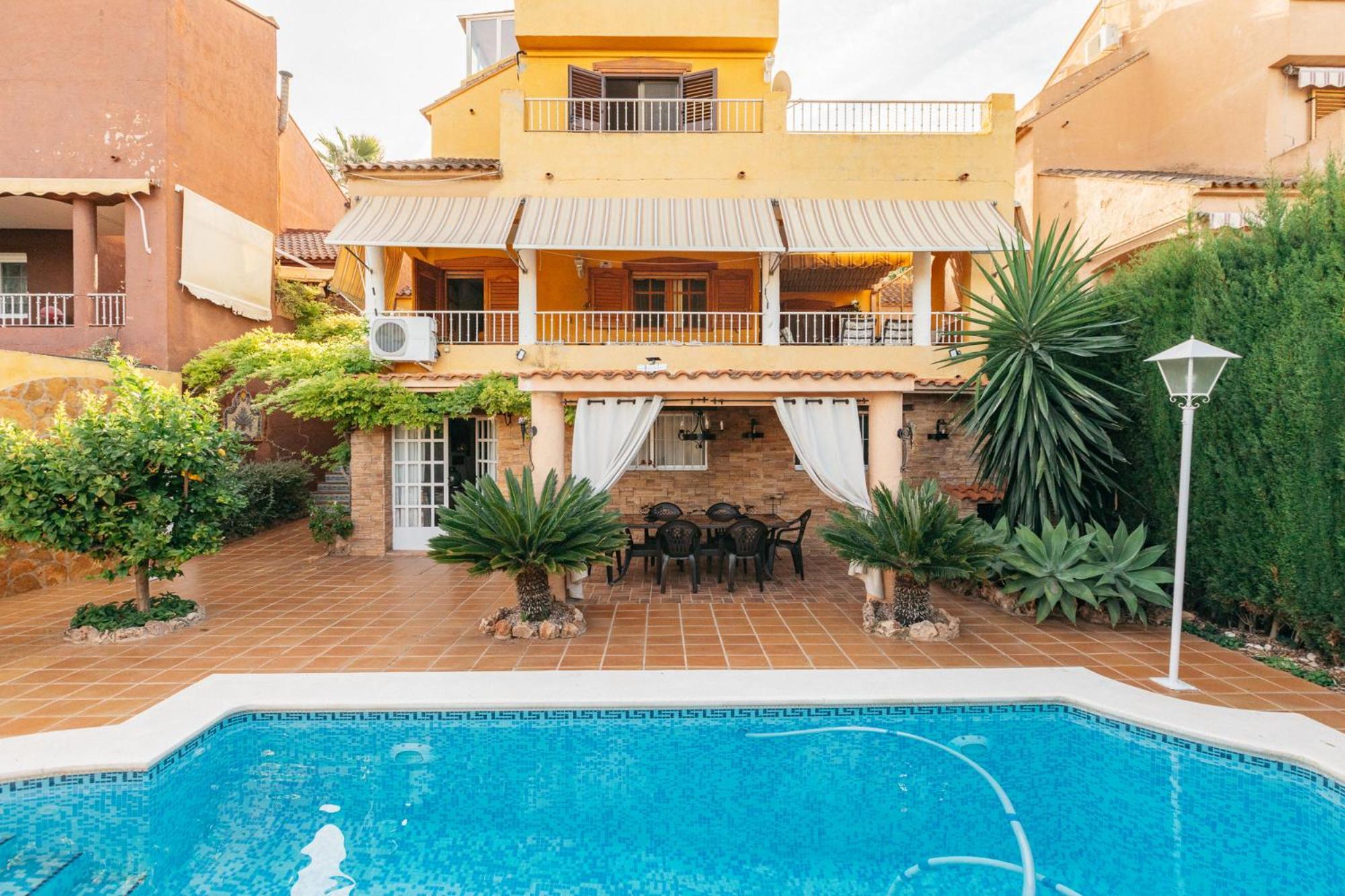 Chalet, Villa Rodeada De Naturaleza Piscina A Doce Klm De Valencia Y 7 Del Aeropuerto ภายนอก รูปภาพ